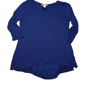 White House black market sz S tunic navy 3/4 sleeve blouse accent on back